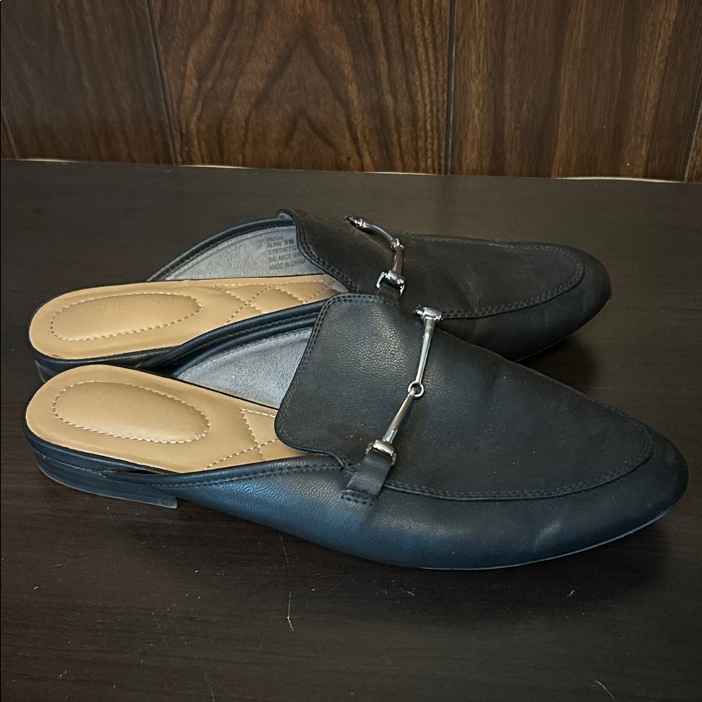 Women’s Black Loafers
